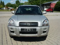 Grau Gebraucht 2009 Hyundai Tucson GLS SUV | 3.350 € (Guter Preis)