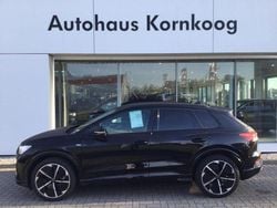 Mythosschwarz (metallic) Gebraucht 2024 Audi e-tron S-Line SUV | 40.990 € (Guter Preis)