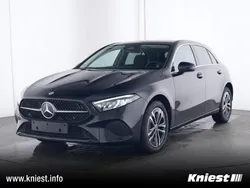 Schwarz Gebraucht 2023 Mercedes A250 Advanced Limousine | 31.490 € (Fairer Preis)
