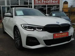 Alpinweiss Gebraucht 2020 BMW 318 M Sport Kombi | 27.990 € (Guter Preis)