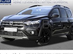 Schwarz Gebraucht 2022 Dacia Jogger Extreme Van / Kleinbus | 16.888 € (Guter Preis)