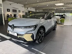 Grau Gebraucht 2022 Renault Mégane Iconic Limousine | 21.990 € (Superpreis)