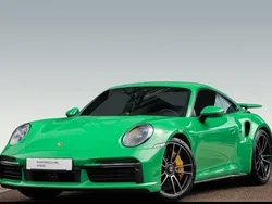 Grün Gebraucht 2022 Porsche 911 Turbo S Coupé | 201.900 € (Superpreis)