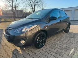 Grau Gebraucht 2014 Mazda 2 Sendo Limousine | 8.790 € (Fairer Preis)