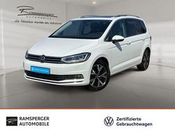 Weiß (pure white) Gebraucht 2023 VW Touran Highline Van / Kleinbus | 35.690 € (Fairer Preis)