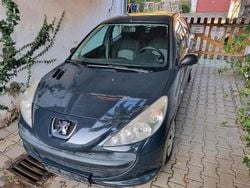 Grau Gebraucht 2009 Peugeot 206+ Kleinwagen | 650 € (Superpreis)