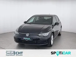 Schwarz Gebraucht 2023 VW Golf VIII Life Kleinwagen | 24.470 € (Guter Preis)