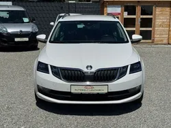 Weiß Gebraucht 2020 Skoda Octavia Ambition Kombi | 13.490 € (Guter Preis)