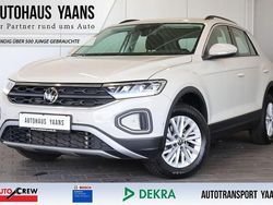 Grau Gebraucht 2024 VW T-Roc Life SUV | 24.289 € (Superpreis)