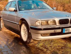 Silber Gebraucht 1999 BMW 735 Limousine | 4.500 €