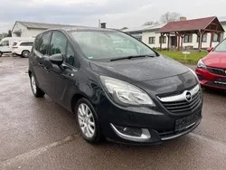 Schwarz Gebraucht 2014 Opel Meriva Van / Kleinbus | 2.690 € (Guter Preis)