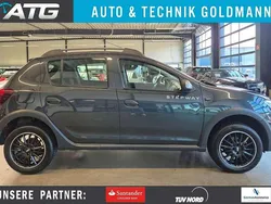 Grau Gebraucht 2019 Dacia Sandero Prestige Kleinwagen | 9.790 €