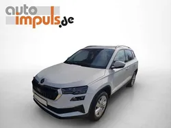 (moonwhite (2y2y)) Gebraucht 2024 Skoda Karoq Selection SUV | 29.990 € (Guter Preis)