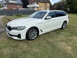 Weiß Gebraucht 2022 BMW 530 Kombi | 36.300 € (Fairer Preis)
