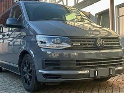 Grau Gebraucht 2017 VW T6 Van | 25.600 € (Etwas zu teuer)
