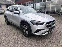 Iridiumsilber Gebraucht 2023 Mercedes GLA180 Advanced SUV | 37.500 € (Fairer Preis)