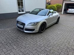 Silber Gebraucht 2007 Audi TT Roadster Ambiente Cabrio | 7.499 € (Guter Preis)