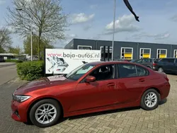 Orange Gebraucht 2019 BMW 320 Limousine | 20.229 €