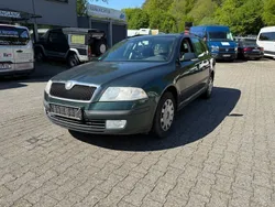 Grün Gebraucht 2008 Skoda Octavia Team Edition Kombi | 1.480 €