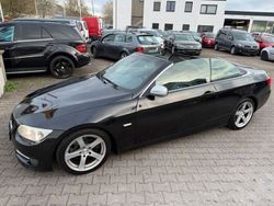 Schwarz Gebraucht 2013 BMW 330 Cabriolet Cabrio | 17.500 € (Fairer Preis)
