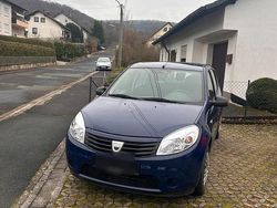 Blau Gebraucht 2009 Dacia Sandero Kleinwagen | 2.750 € (Etwas zu teuer)