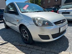 Silber Gebraucht 2007 Ford Fiesta Fun X Kleinwagen | 2.650 € (Fairer Preis)
