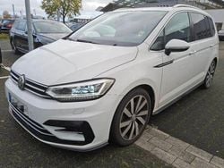 Pure white Gebraucht 2016 VW Touran R-line Van / Kleinbus | 19.950 € (Fairer Preis)