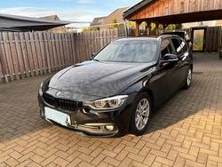 Schwarz Gebraucht 2015 BMW 320 Kombi | 9.999 € (Fairer Preis)