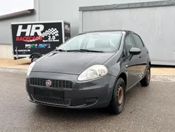 Grau Gebraucht 2009 Fiat Grande Punto Kleinwagen | 990 € (Superpreis)