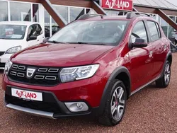 Rot Gebraucht 2019 Dacia Sandero Stepway Kleinwagen | 13.950 € (Teuer)