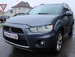 Grau Gebraucht 2011 Mitsubishi Outlander Intense SUV | 4.950 € (Guter Preis)