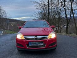 Rot Gebraucht 2009 Opel Astra Kombi | 2.100 € (Fairer Preis)