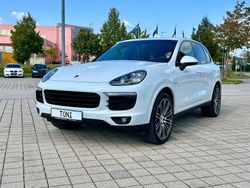 Weiß Gebraucht 2016 Porsche Cayenne Platinum Edition SUV | 29.000 € (Teuer)