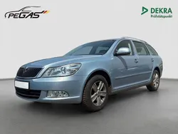 Aquablau metallic (metallic) Gebraucht 2010 Skoda Octavia Impuls Edition Kombi | 5.200 € (Fairer Preis)