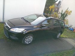 Schwarz Gebraucht 2009 Ford Focus Kombi | 1.800 € (Guter Preis)