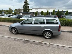 Silber Gebraucht 2003 Opel Astra Kombi | 1.750 € (Etwas zu teuer)