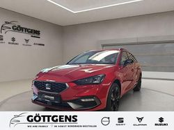 Rot Neu 2025 Seat Leon Black Edition Limousine | 36.490 € (Teuer)