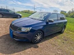 Blau Gebraucht 2016 Skoda Fabia Kombi | 5.600 € (Fairer Preis)