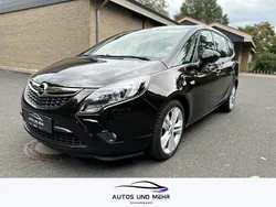 Braun Gebraucht 2013 Opel Zafira Tourer Innovation Van / Kleinbus | 7.199 € (Guter Preis)