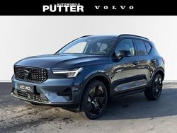 Blau Neu 2025 Volvo XC40 Plus SUV | 46.890 € (Etwas zu teuer)
