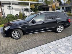 Schwarz Gebraucht 2010 Mercedes E250 Avantgarde Kombi | 10.500 € (Fairer Preis)