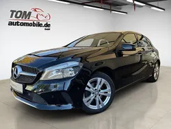 Kosmosschwarz metalliclack Gebraucht 2016 Mercedes A180 Urban Limousine | 14.450 € (Fairer Preis)