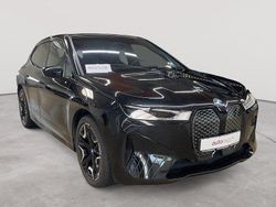 Saphirschwarz metallic Gebraucht 2022 BMW iX M Sport SUV | 54.990 € (Guter Preis)