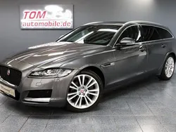 Grau Gebraucht 2017 Jaguar XF Portfolio Limousine | 16.850 € (Fairer Preis)