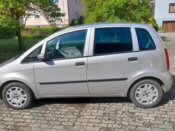 Grün Gebraucht 2004 Fiat Idea Van / Kleinbus | 1.222 €