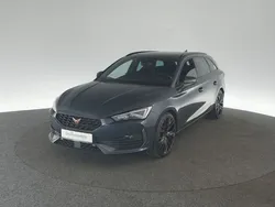Grau Gebraucht 2023 Cupra Leon VZ Limousine | 35.390 € (Etwas zu teuer)