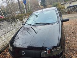 Schwarz Gebraucht 2002 Fiat Punto Kleinwagen | 400 €
