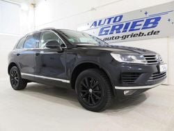 Deep black perleffekt (metallic) Gebraucht 2018 VW Touareg Edition SUV | 29.950 € (Fairer Preis)