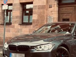 Grau Gebraucht 2013 BMW 316 Sport Line Limousine | 15.300 €