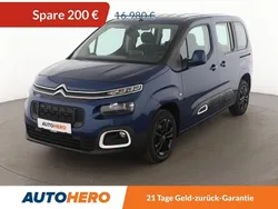 Blau Gebraucht 2019 Citroën Berlingo Feel Van / Kleinbus | 16.780 € (Guter Preis)